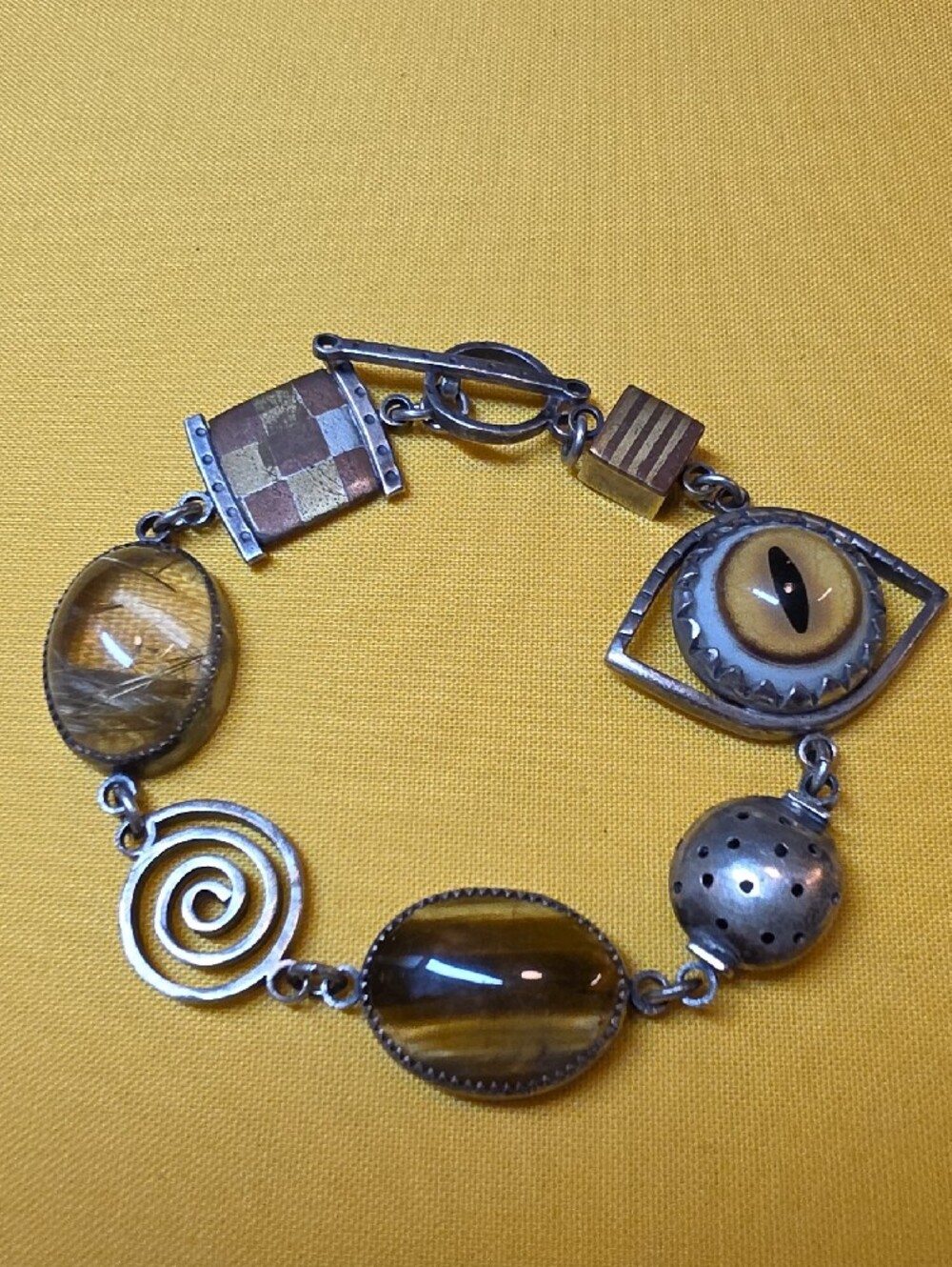 Vintage Modernist Tiger’s Eye Artisan Multi-Link Charm Toggle Bracelet 28.6gtw